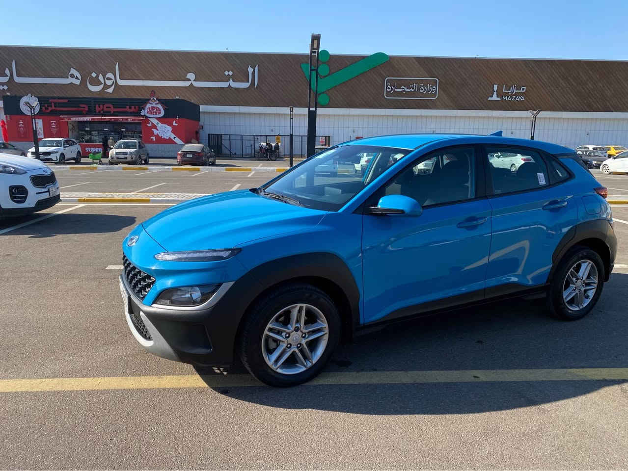 من رخصة الادمنية.    كونا ٢٠٢٢ ماشية ١٧ الف ميل رقم الدولي جديد وهزة جديدة مواصفات اعتيادية رادار امامي تحديد مسار  اوتو هولد شاشة جبيرة تدعم كار بلي ثلاث انظمة قيادة لد نهاري وبقي الامور المعروفة محرك ألفين دوش صور الحادث مرفقة مع السونار مكاني بغداد شهداء السعر ١٤٣ ورقة وبيهة مجال البياع للاستفسار سيف السعر  *********** بيع او مرارس حسب القناعه بغداد, العراق
