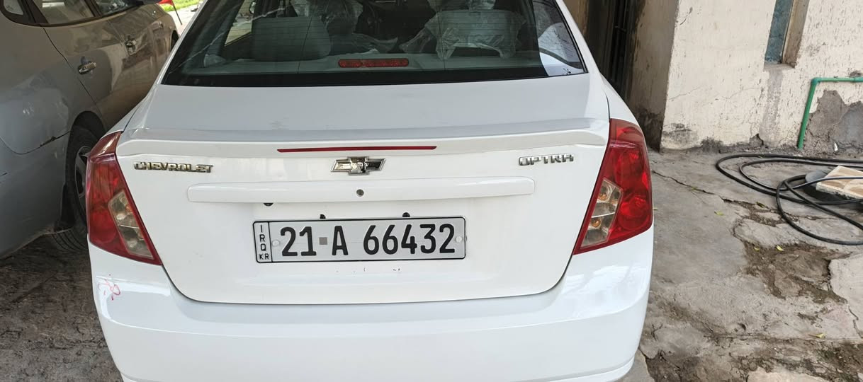 سلام عليكم اوبترا موديل ١٠ السيارة حسب مموضح خير من الله السونار موجود سنوية باسمي قبل اسبوع كملتها هزة صار اسبوع من سويتها رقم سليمانية شركة عامة السيارة تبريد صدر كلشي كامل كامرة إنارة سعر  ٨١ و بيها مجال بيها بس خشم البجم بنيد مبدل و جاملغ واحد مبدل و واحد مصبوغ 
***********
