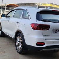 سورنتو • ٢٠١٩ • ٣٥٠٠ ٦ سلندر