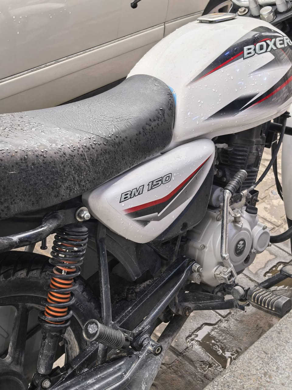 دراجة بوكسر موديل 22 باسمي مرقم كامل كلشي اصولي سنوية لل29

جاهزة من كلشي مابيها اي خلل تشغل وتمشي صورة العداد بالمنشور

ما داخله اي تصليح فقط تبديل بنزات 

السعر مليون ونص

للتواصل الاتصال ع الرقم

***********
