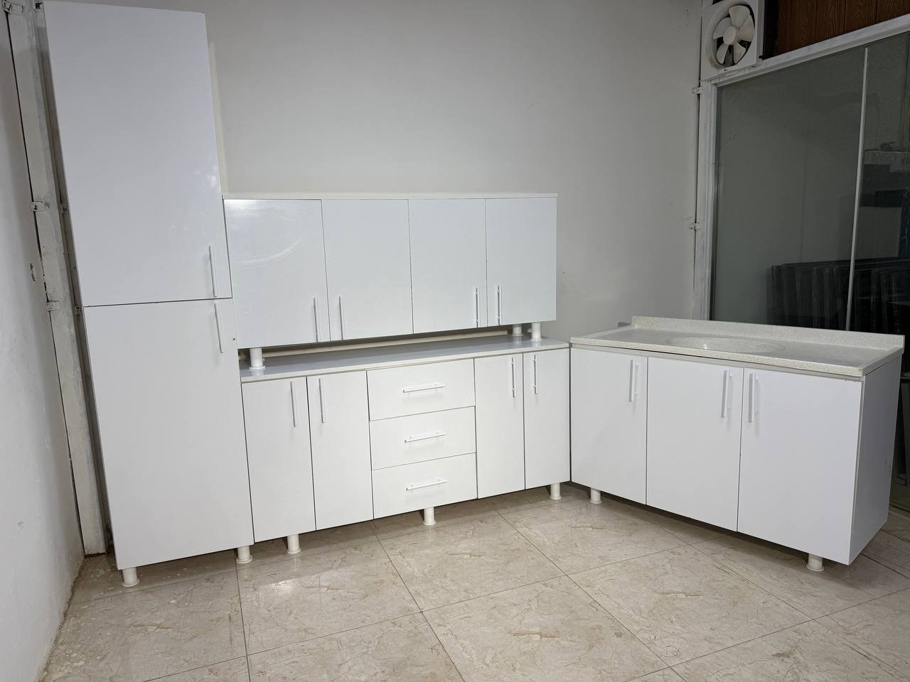 كاونتر خشب mdf قياس مترين مع الفاترينا ولسنك متر و20 مرمر سعر 385 الف


**إذا كنت صاحب هذا الإعلان وتريد حذفه لأي سبب، رجاءا أرسل رسالة إلى الدعم الفني**