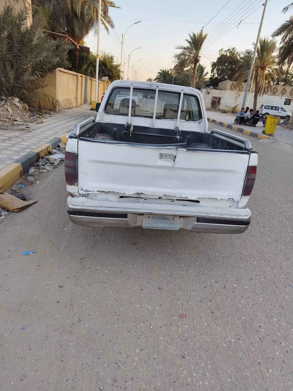 سلام عليكم بيكم دير 2007
كير ومحرك مكفولات
كابريته جديده
باتري جيس 
دينمو جديد 
كهربائيات شغاله ما سحات 
كيج حماوه
الايتات 
ام بي ثري شغال سياره نكره سلف 
الكشر شوف العين
بيه نقص جامه جهت السايق
عنواني ناصريه سيددخيل 
***********
