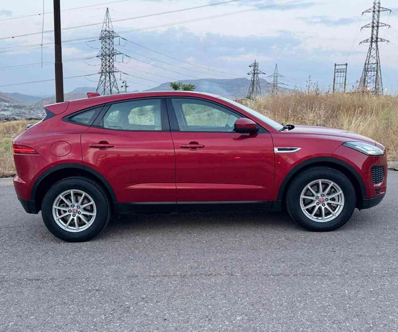 Jaguar E-Pace P200 AWD 2019
I4 Ingenium 2.0L Turbocharged 

السياره صفر شركه سردار  خليجيه 
ضمان بصمتين وياها وماشيه 60 كم فقط
كلين بدون حادث وصبغ وعندي سونار بيها كامل
فوووووول اعلى مواصفات 1/1

السياره جاهزه من كل النواحي صيانتها كلها بالشركه
كير ومحرك مامفتوح وتبريد وكهربائيات مكفوله
 و حجر بيئه موجود و حتى سبير مانازل بعد 

رقم وسنويه وفحص وهزه كل شي جديد لغايه 2031
هزه 100 ‎%‎ طالعه
باسمي وتحويلها مباشر نفس اليوم 

السعر 175 ومجال

***********
***********

—————————————————————

Jaguar E-Pace P200 AWD 2019
I4 Ingenium 2.0L Turbocharged 

 
سياره صفرى شريكەی سرداره خليجيه 
ضمانه 2 بصمه كله و بس 60 كم روشتيه 
كلينه بى دعم وصبغ سونارى هيه كامل
فووووول قبات مواصفاته 1/1

ئۆتۆمبێلەکە هەموو جاهزە سيرفيس همو لشريكەیە
گێر، مەکینە نه كراوتوه ، تبريد و کارەبایی هەمووی بەشرتن. بەری کزوزی هەیە، سپێریش نه دانەوە هێشت سەر وضعى شريكەیە .

رقم ، ساڵنامە، هەزە هەمووی نوێن تا ساڵی 2031
هزەی ١٠٠ ٪ دەرجویە

بە ناوی خۆمە تحويل بەشرتە

سعرى 175 ومعامله 
***********
*********** دهوك, العراق


**إذا كنت صاحب هذا الإعلان وتريد حذفه لأي سبب، رجاءا أرسل رسالة إلى الدعم الفني**