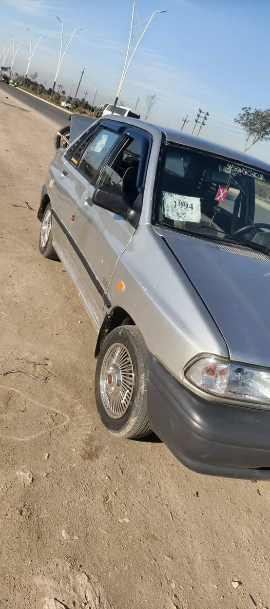 سلام عليكم سياره كيه برايد البيع موديل 1994 
سنويه ل28 ديرها ثاني يوم بسمك سعر 30 وبيها 
مجال الطيبين مكاني واسط العزيزيه الهاتف 
***********
