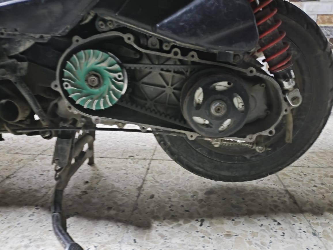 سلام عليكم دراجه سكنس فحل مزوده نوزل للبيع دراجه شلعه معدل مكاني ام الكبر السعر ٥٥٠وبيها رقم الهاتف ***********
