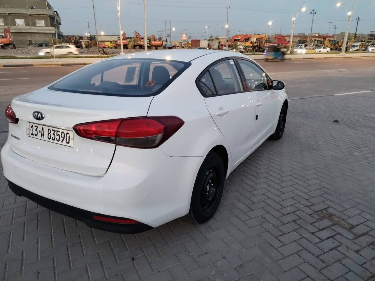 السلام عليكم
السلام عليكم سياره للبيع سيراتو مودي17 لسعر ١١٢ و بيهه مجال بسيط لعلوان البصره لرقم ***********
