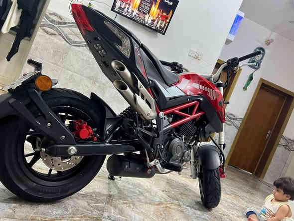 الهم صلي على محمد وال محمد
السلام عليكم دراجه بينلي تي ان تي 2022
135
ايطالية وكالة بريكات امامي خلفي دسك 
دبل بلك  زنون وليد امامي خلفي 
دشبول الكتروني بلكامل  گير 5 الاول لفوگ والباقي  لجوة 
الدراجه براد دهن فول 1/1 الدراجه كفالة من كلشي على وضع الشركه الدراجه رقم وسنوية بغداد راعيه موجود مكانه بكربلاء  
السعر والتواصل***********
