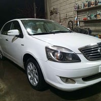 جیلی 2013رقم هولیر کیر اوتوماتیک مکینە سنی 2ساڵ بەسەر جوە 2بارجە بویاخ...