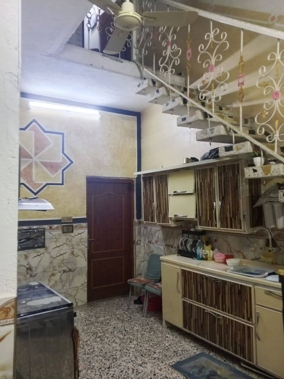 السلام عليكم
 الدار للبيع التفاصيل داخل الصورة الشراي يتصل 

رقم الهاتف 
***********
