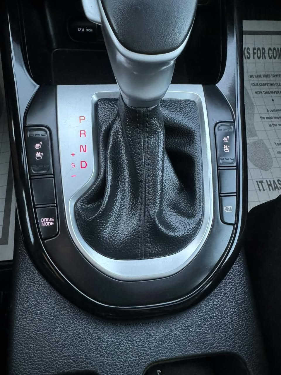 فورتي وارد امريكي موديل ٢٤ جي تي لاين فولل مواصفات مزوعه للأخير ماكو داعي اعدد معروفه مواصفاتهه  محرك ٢٠٠٠ دوش كير بلادي مكينه وكيره كفاله السياره على وضع الشركه تبريد ثلج ماشيه ٦٧ الف كيلو  معوقين حادثهه جاملغ وبنيد وشويه بارد بالباب عكس السايق فقط بدون دواخل السعر 155 وبيها مجال *********** مكانهه صويره
