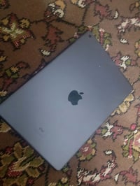 ايباد 9 ٦٤ • كارتونه • بدون شاحن