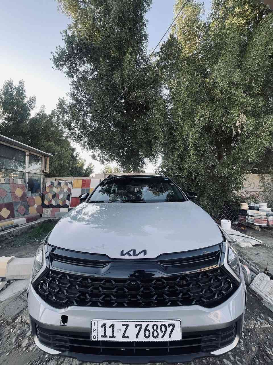 Kia sportage x-lin blak adishan
2025
كيا سبورتج اكس لاين 2025 بلاك اديشن 
رقم بغداد بسمي تحويل ثاني يوم 
محرك 2500cc
كير 8 نمر 
فور ويل اوتو 
اربع وضعيات قياده 
👈 الموصفات 👌
بانوراما 
جنطه كهرباء 
اوتو هولد 
نظام نزول منحدرات
إطفاء ذاتي 
حساسات 360 📐
رادار 360 📐
نقط عمياء بالمري 
انارة ترحيب عند القتراب من السياره 
أناره داخليه LED
قياده ذاتيه 🚗
تحديد مسار 🛤️
كشن كهرباء 
تدفئه بالكشنات 
شاشه متصله 
وبعد بيه هواي مواصفات 
ضرر بنيد نفسه مصلح بدون تبديل ليبل واحد شاصي لغد كفاله 
العنوان / حله /مركز 
للاستفسار 
***********
