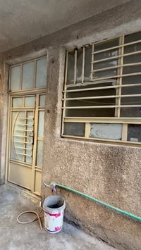 دار للايجار داخل قيصريه يحوي على 3 نوم وهول ومطبخ وخدمات  الموقع: الاع...