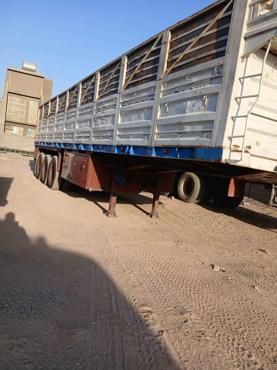 البيع عربنه شاسي 18 دناكير 14 
بغداد سياحي رقم ***********
