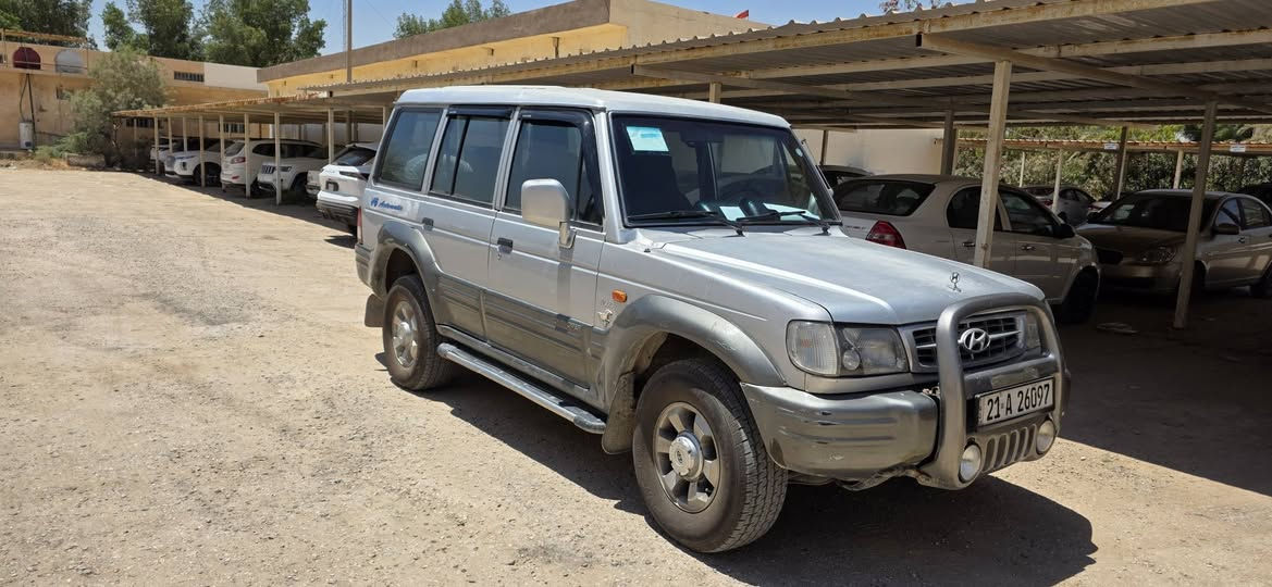 كالوبر موديل 1998
رقم شمالي 

كير اوتوماتيك 

تبريد شغال

دبلات ولوي جدد 

الاكسل الامامي جديد 

درايمات جدد 

زوج اوتو جدد 

تخم تايرات جدد 

دواخل جلد vip 

فيت بم مع القاعدة جديد 

كمبريسر جديد

جام كهرباء اوتو شغال 

مالكها يسكن بغداد 🌹 

نقصها فقط النمرة الرابعة + التبريد الخلفي 

السعرر 55$ 

مكان السيارة في الكوفة / النجف

للتواصل ***********
