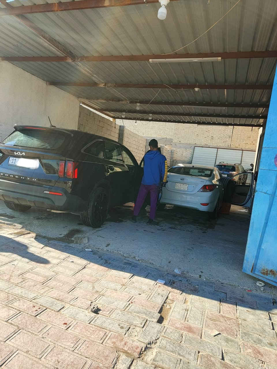 السلام عليكم 
كيا سورنتو 2022 وارد امريكي حادثه بيبان اثنين بارد وجاملغ خلفي صبغ فقط وباقي مكفول فئة Lx 
السعر 190 
ورقة وبيه مجال
رقم بغداد دولي بسمي  
ماشية 39 الف
2500  مكينه  / 7 راكب
رادار امامي خلفي =  مانع تصادم 
قيادة ذاتيه +تحديد مسار 
انضمة قيادة 4
تبريد قطعتين 
كامرا خلفيه
شاشةكاربلي 
ويل حجم20 
تحكمات استيرن جهتين يمين ويسار 
للتواصل 
***********
