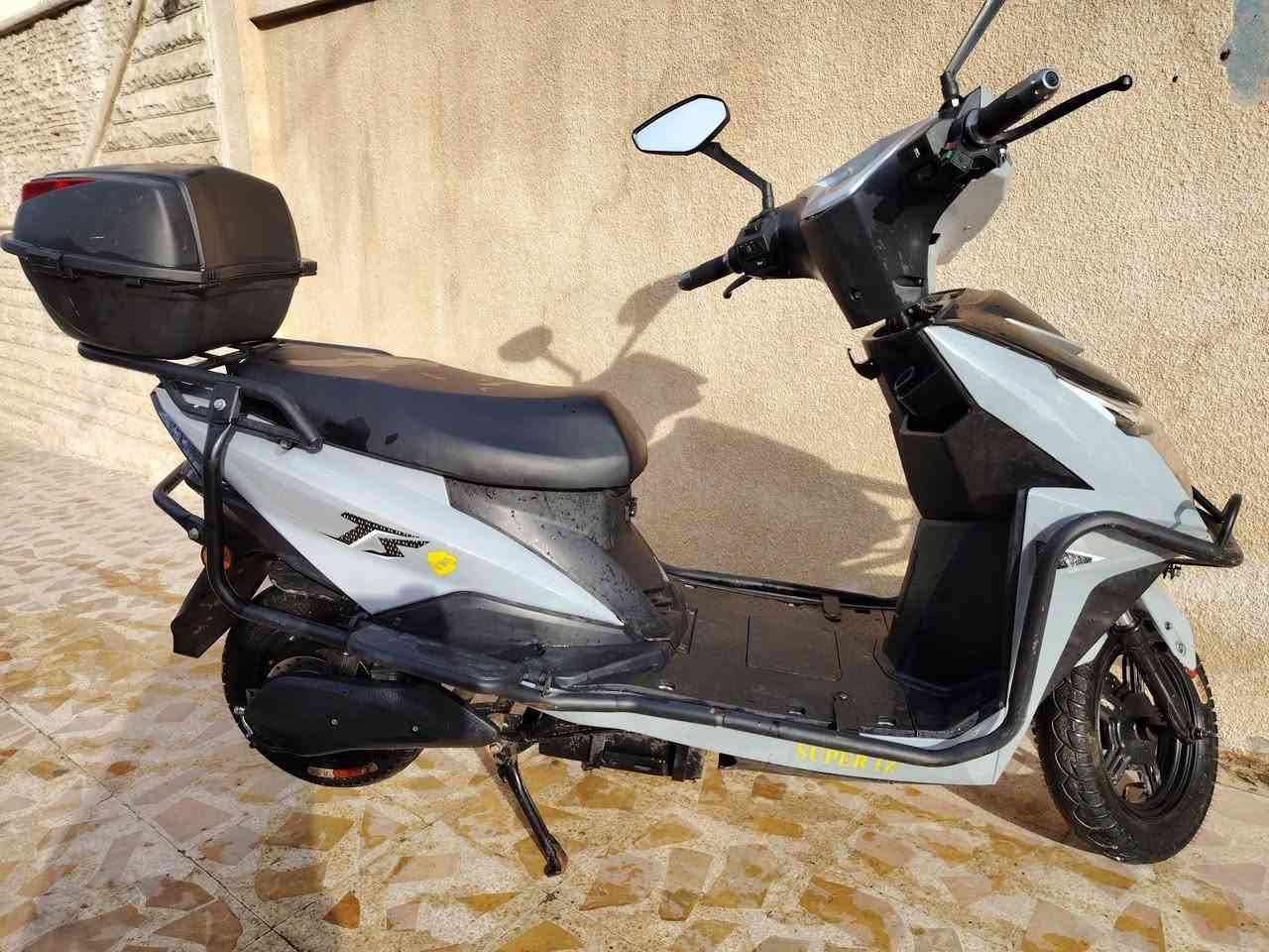 ماطور شحن سكنس لوك شرط ٦ بطاريات دبل نضافه ١٠٠ بي نظام بك إفلاش داخلي ماخذه ب ٨٢٥ قبل ٣  أشهر
 بيع مستعجل  سعر ٥٣٠ الف عنوان حي الميثاق
***********
