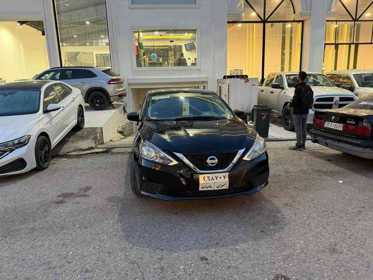 السلام عليكم 

نيسان سينترا sv
موديل 2017 
ماشيه 144 الف كيلو 

مواصفات 
شاشه وكاميرا 
بصمة تشغيل وابواب 
رادار وتحديد مسار 

حادث بيبان ثنين صفحة السايق وشوية من الجاملغ الخلفي 
السيارة بدون ارباك وبدون دواخل وبجم كبس كلة بلادي 

جاهزة من صدر وكهربائيات وكلشي مابيها اي نقص 

رقم شليمانيه تحويل مباشر 

مكانها اربيل 

السعر 109 وبيها مجال 

***********
*********** أربيل, العراق
