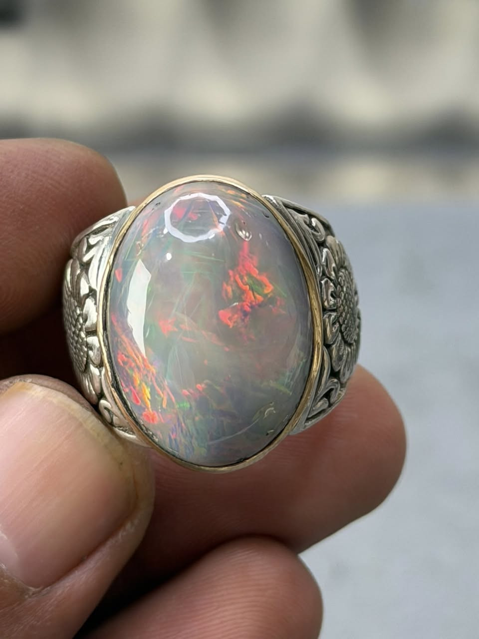 أوبال استرالي قديم صياغة يدوية داير ذهب 
#ابو_حسن_للنوادر
***********
