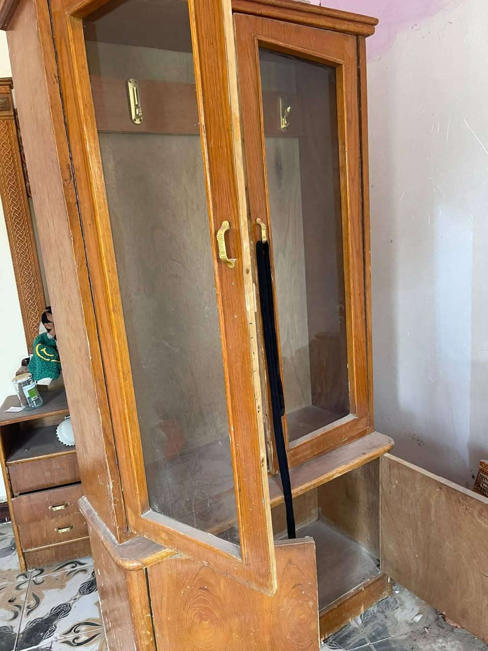 السلام عليكم
غراض منزل للبيع كلمن وسعره الاستفسار مراسله 

الرقم ***********
مكلف بالنشر
