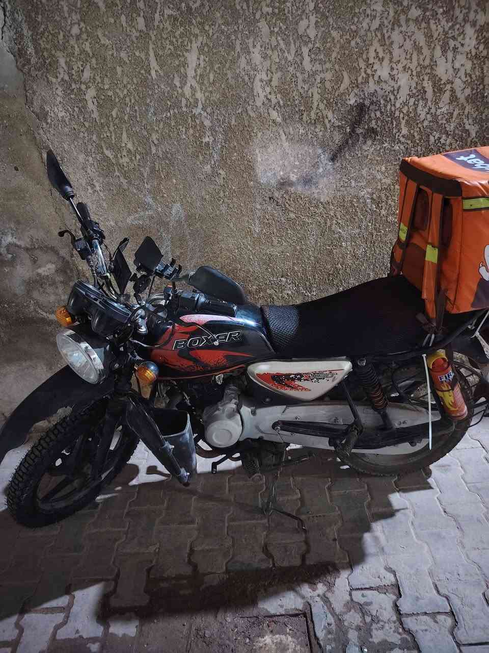 للبيع على نواقصه موديل ٢٢ شكل ال ٢٣ المكينه مامفتوحه ومن بدلت كابريتر بل تشغيل تعطس وره شويه تروح العطسه  مكاني بغداد شيخ عمر هاذ رقمي***********
