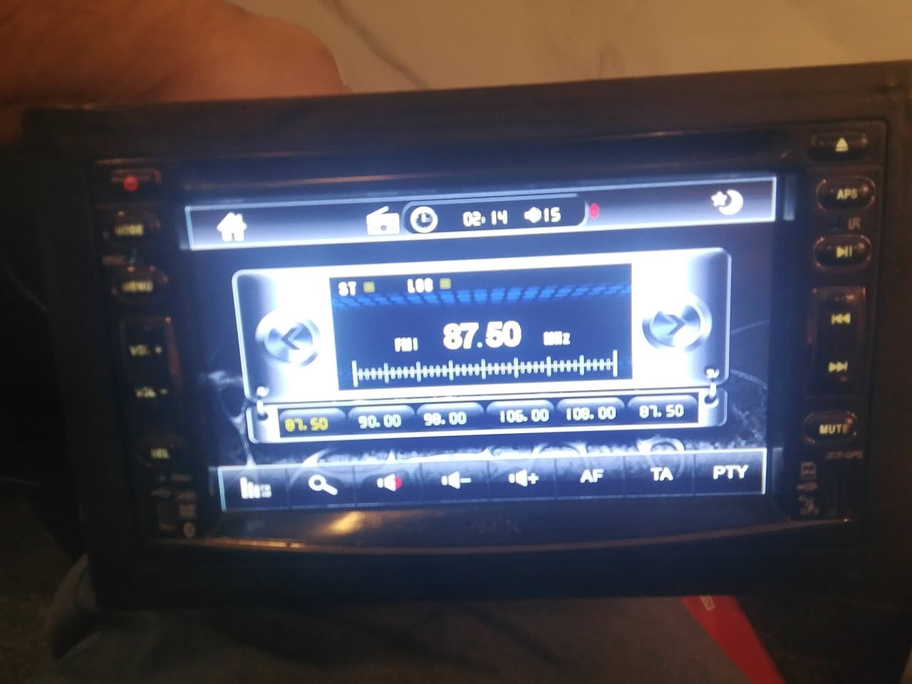 السلام عليكم للبيع شلع مكاني بغداد المشتل الشراي يراسلني ***********
