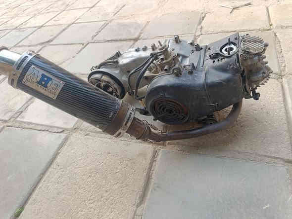 سلام عليكم مكينه سكنس فحل مزوده بوشه58ونص كلج خلفي رياضي صالنصه رياضي بيه خيط بخار للبيع***********
