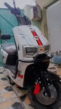 ماطور شحن • جديد • موصل الأيسر