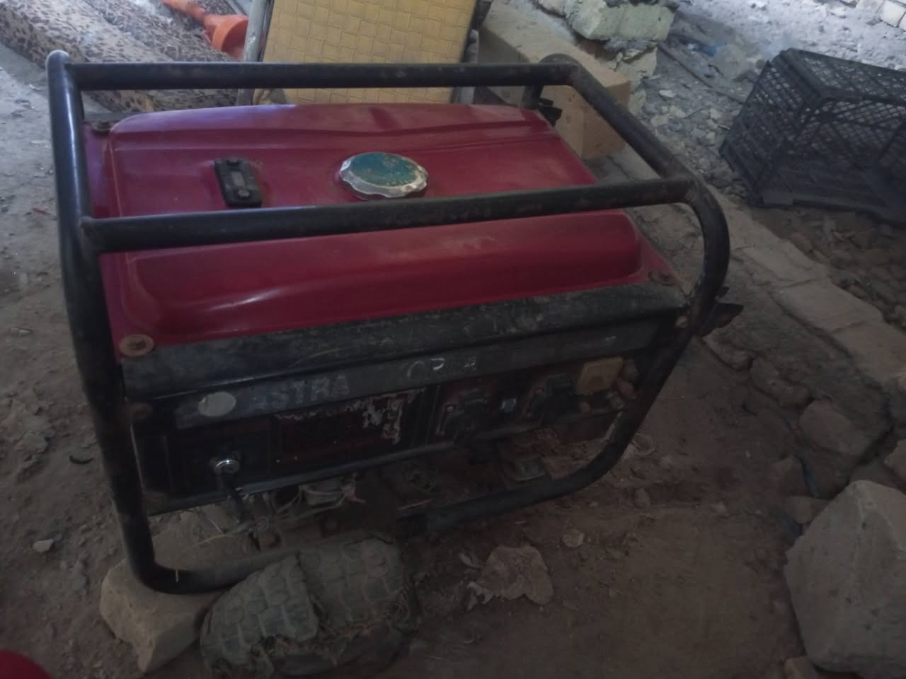 اغراض للبيع بسعر مناسب نظيفات جدا التضحية شارع العلوة واتساب خاص مفتوح ***********
