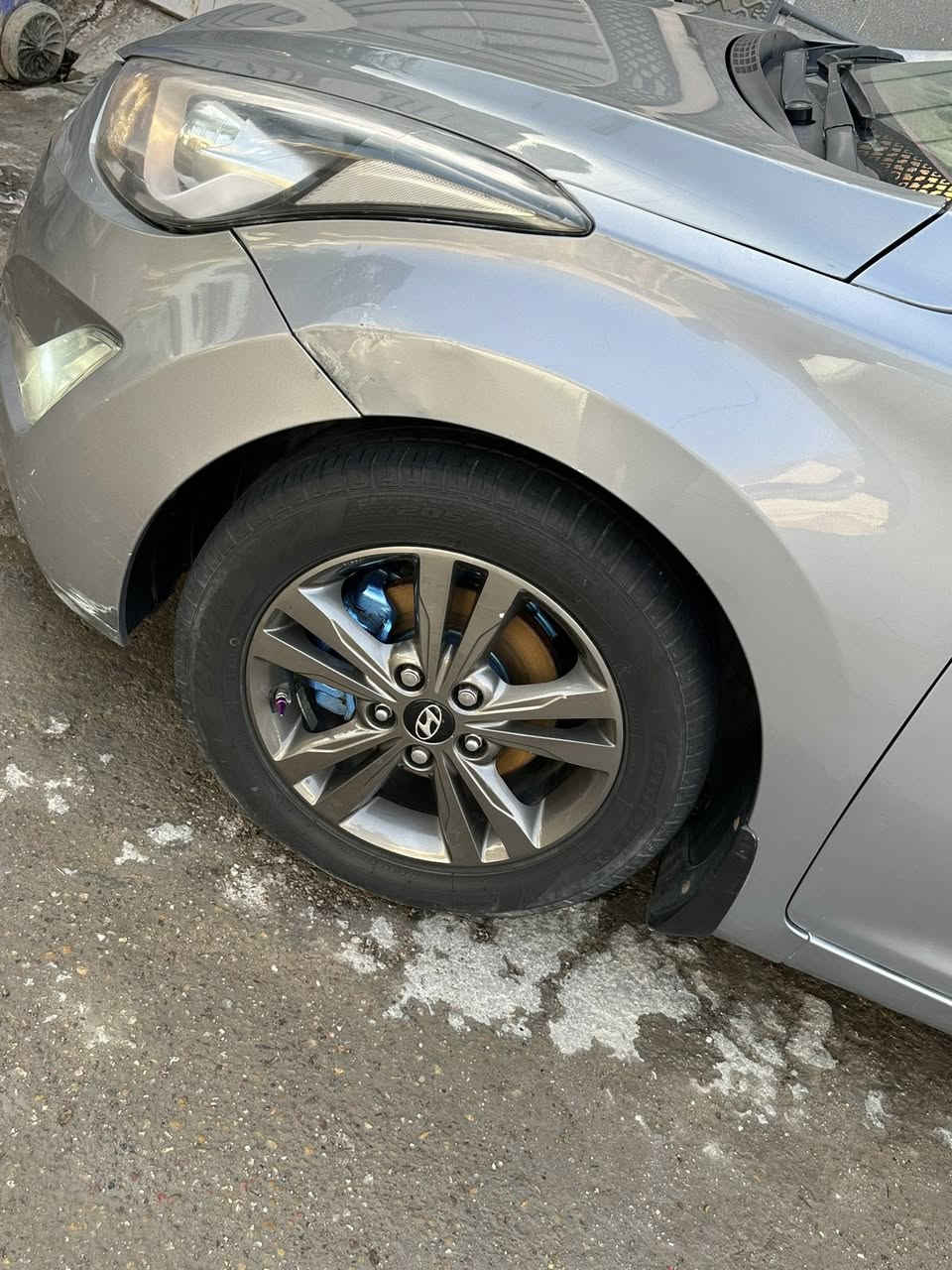 السلام عليكم الانتره للبيع 2016
مكينه 1800دوش المكينه ما مفتوحه ونضيفه مداريه هيه والكير الراديترات مال التبريد والحماوه مصارلي شهر من مبدلهن هنه الكمبريسر سياره نقص واحد مابيه الحادث الصور بل منشور مبدله بس بنيد اصلي نفس اللون بدون صبغ بل عراق بيه دوسه وحده مصلحه وجاملغ خلفي بارد السعر 112 وبيه مجال مكان السياره الدورة للتصال ***********
