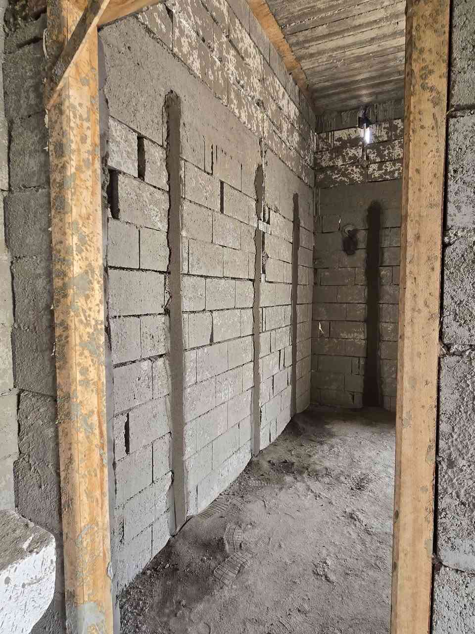 كادر لبخ اسود وبياض داخلي بل متر وقطعي ***********
