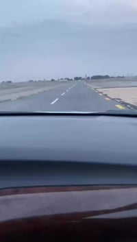 قطعة مساحة 400م ركن في مجمع بوابة العراق في الوردية شارع المشجر للأستس...