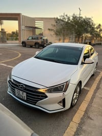 النترة 2019 رقم بغداد باسمي  السيارة حادثها فقط جاملغ بدون ايرباك بدون...