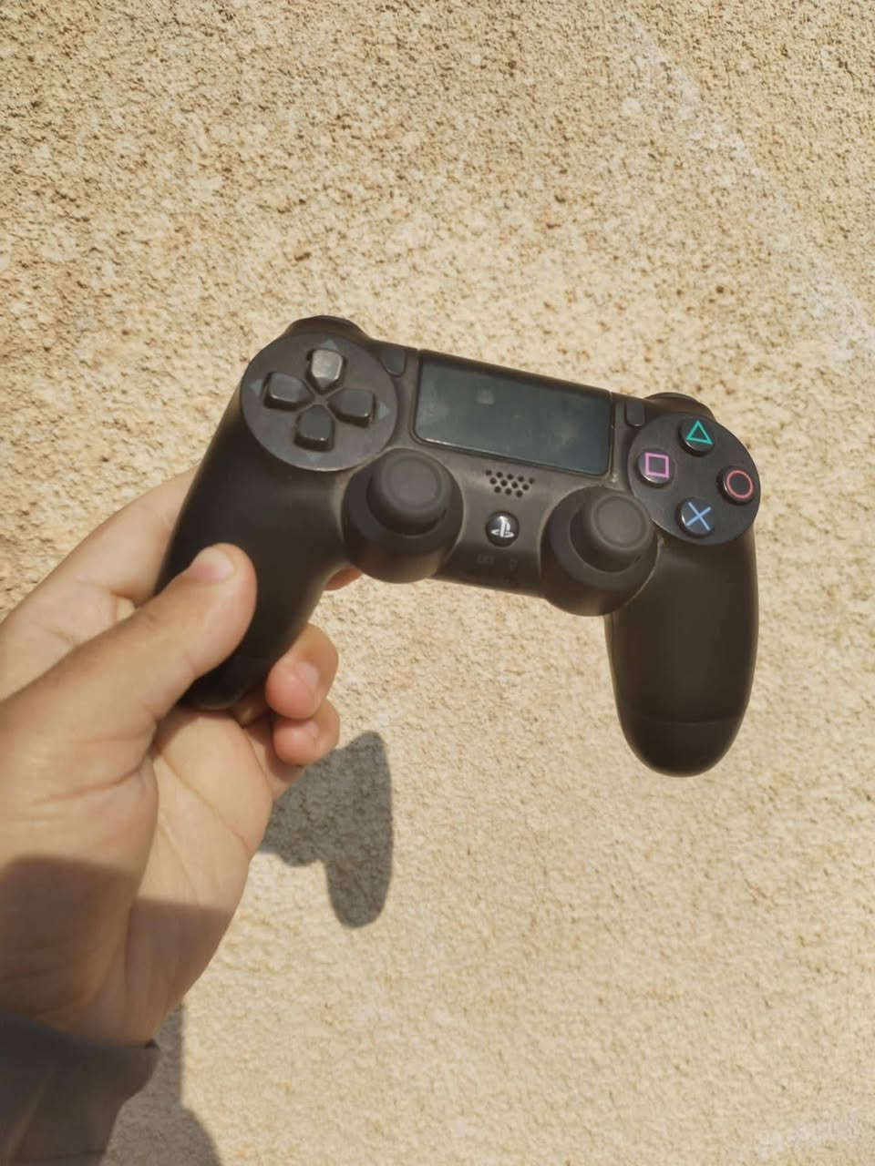 السلام عليكم
بلي 3 للبيع كامل ملحقات جوستك عدد2 ااخو الجديد يحتوي على 50العاب ملحقات كامله  
المكان بغداد المحموديه 
متواجد عل خاص
السعر 100 قفل
وهاذ واتساب ***********
