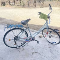 بسكليت • للبيع • غراض مشدوده