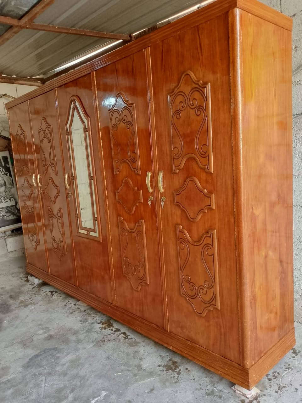 سلام عليكم
كنتور 5طلاكات تفصال مو سوكاوي يعني مسكمينه ب700وهسه انريده ب300 البصره الزبير ***********
