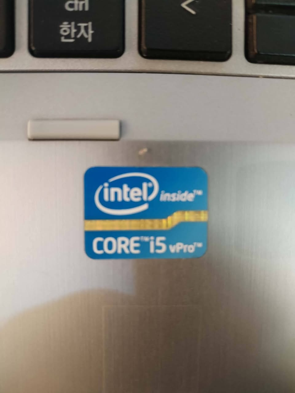 سلام عليكم لابتوب للبيع HpEliteBook 8460p
الرام4
وذاكره ssd256
كارت الشاشه مدمج
مواصفاته مثل ماموضحه بصوره
يفيد للاستنساخ والطباعه وغيرها
السعر خاص
رجاً المو شراي لايراسل


**إذا كنت صاحب هذا الإعلان وتريد حذفه لأي سبب، رجاءا أرسل رسالة إلى الدعم الفني**