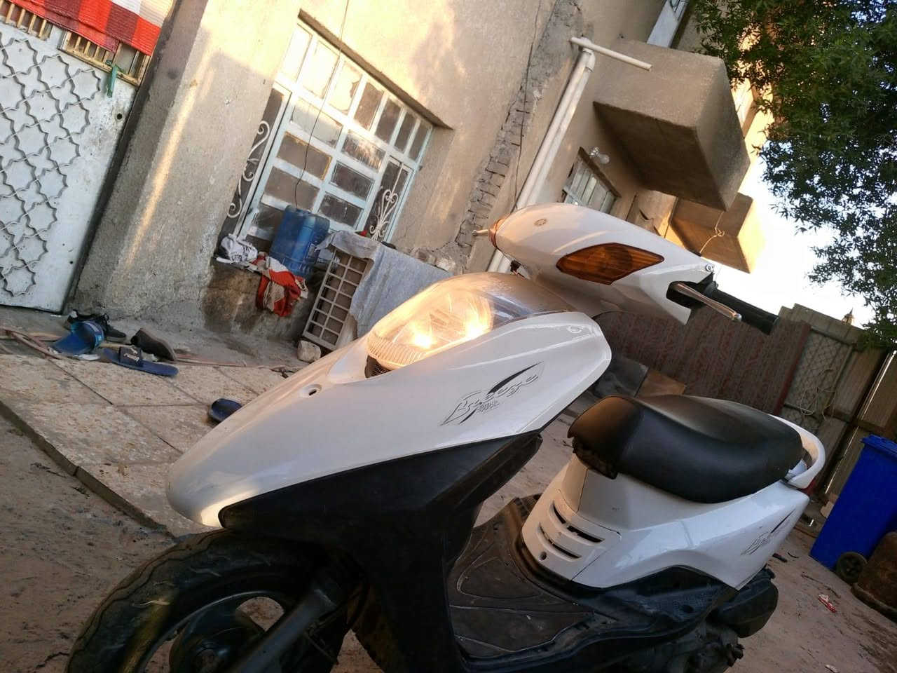 دراجة بريز للبيع ب٣٥٠ و بيها مجال بغداد الطوبجي *********** واتساب
