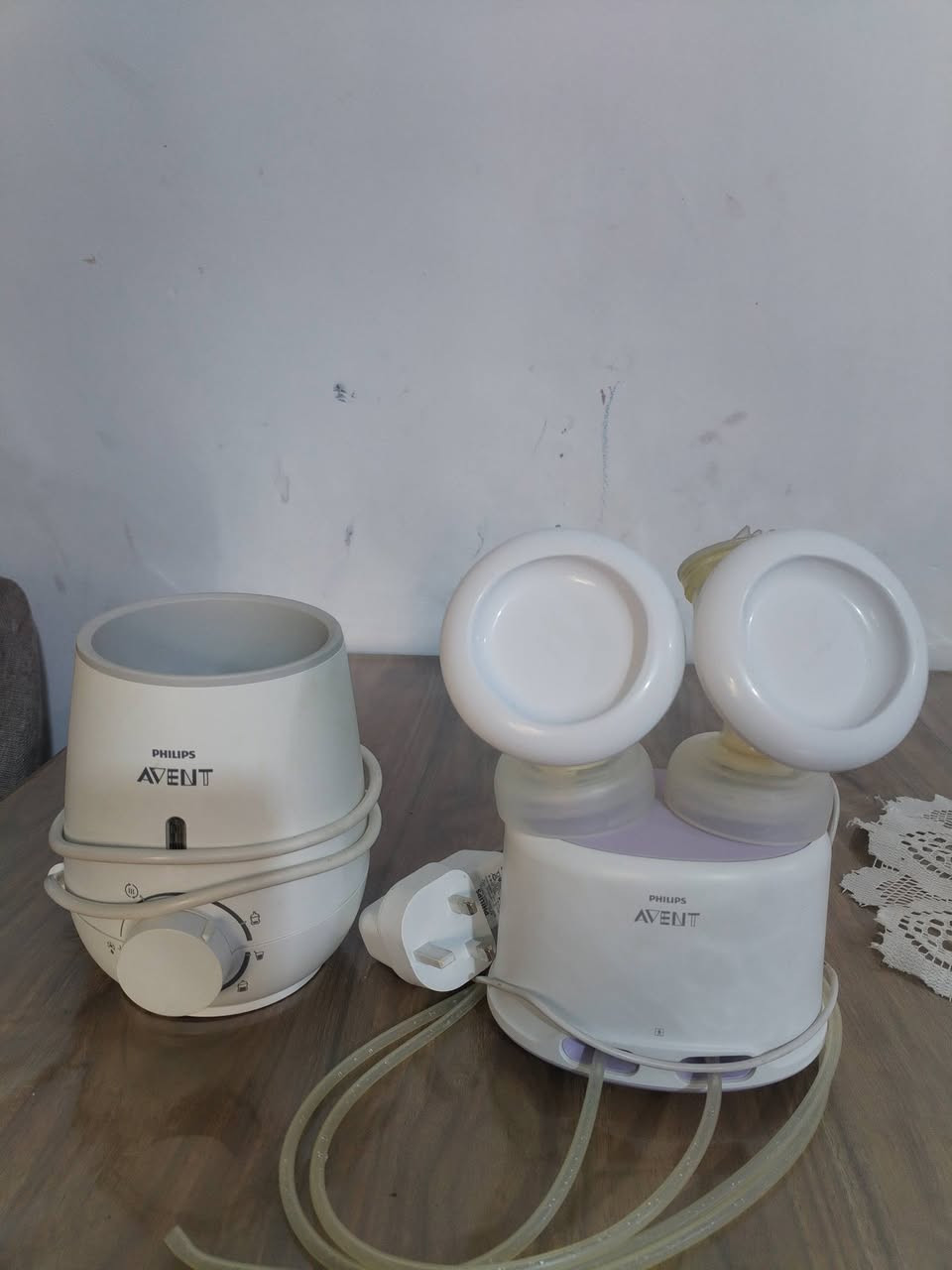 سلام عليكم ملاطة فيلبس  ايفنت الاصلية  للبيع استخدام جدا قليل السعر 75 مكانها الشعب للاستفسار ع الرقم ***********
