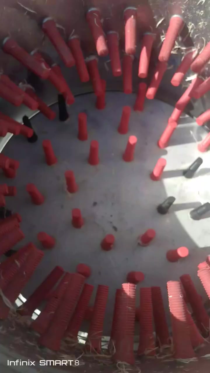 سلام عليكم من رخصة الادمن غراض محل دجاج مكينه هلاسه كهربائية شغاله جديده نضيفه كلش وثانيه يدويه 
وقفص مال دجاج طابقين وسنك ومذبح غراض نضيفه حيل. لمكينه هلاسه كهربائية 450الف. ول هلاسه يدويه 150الف 
ول قفص 150الف تفصال  ول مذبح ول سنك 35الف ول شراي كلهن 750الف بيهن مجال قليل عنواني البصره الجنينة وهاذا رقمي ***********
