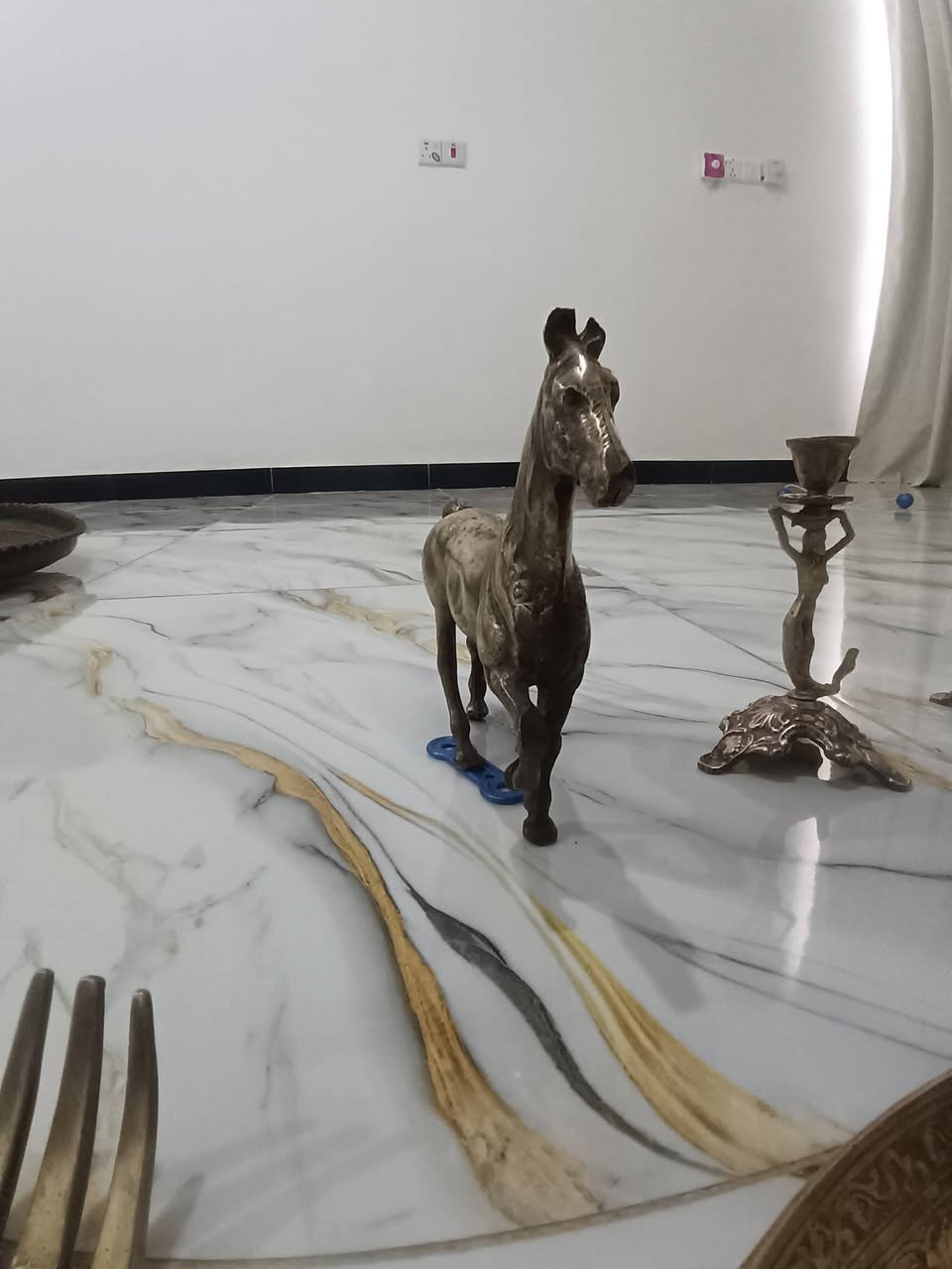 السلام عليكم
تحفيات نحاس للبيع انطين سعرك وخذهن
موجود توصيل جميع محافضات


**إذا كنت صاحب هذا الإعلان وتريد حذفه لأي سبب، رجاءا أرسل رسالة إلى الدعم الفني**