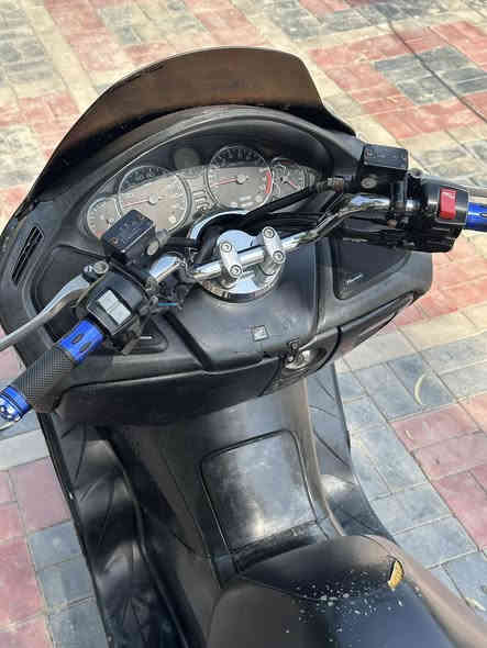 دراجه فورزه08بصمه للبيع دراجه حلوه شلعه معدل فول لايت زنون عالي ناصي سستم سمعات ومسجل يدات تزويد  كهربائياته كله شغاله باتري جديد بيه خيط بسيط وهيه بارده من تحمه تكطع ابيعلك مكينه كايمه دراجه حلوه ونضيفه نقصه تجفيت فقط
سعر700وبيه مجال مكاني كربلاء طويريج ***********
