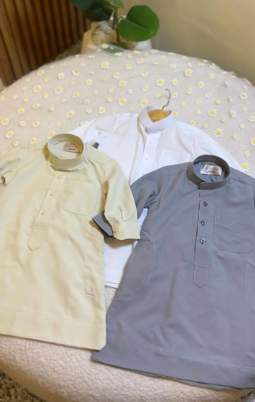 دشاديش ولادي بزمه
القياسات من عمر ٦ أشهر إلى ١٦ سنه
الحجز عن طريق بيج جوجو كوين لجميع الألبسة


**إذا كنت صاحب هذا الإعلان وتريد حذفه لأي سبب، رجاءا أرسل رسالة إلى الدعم الفني**