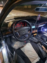 بي ام 740 • فول مواصفات • حساس امامي وخلفي