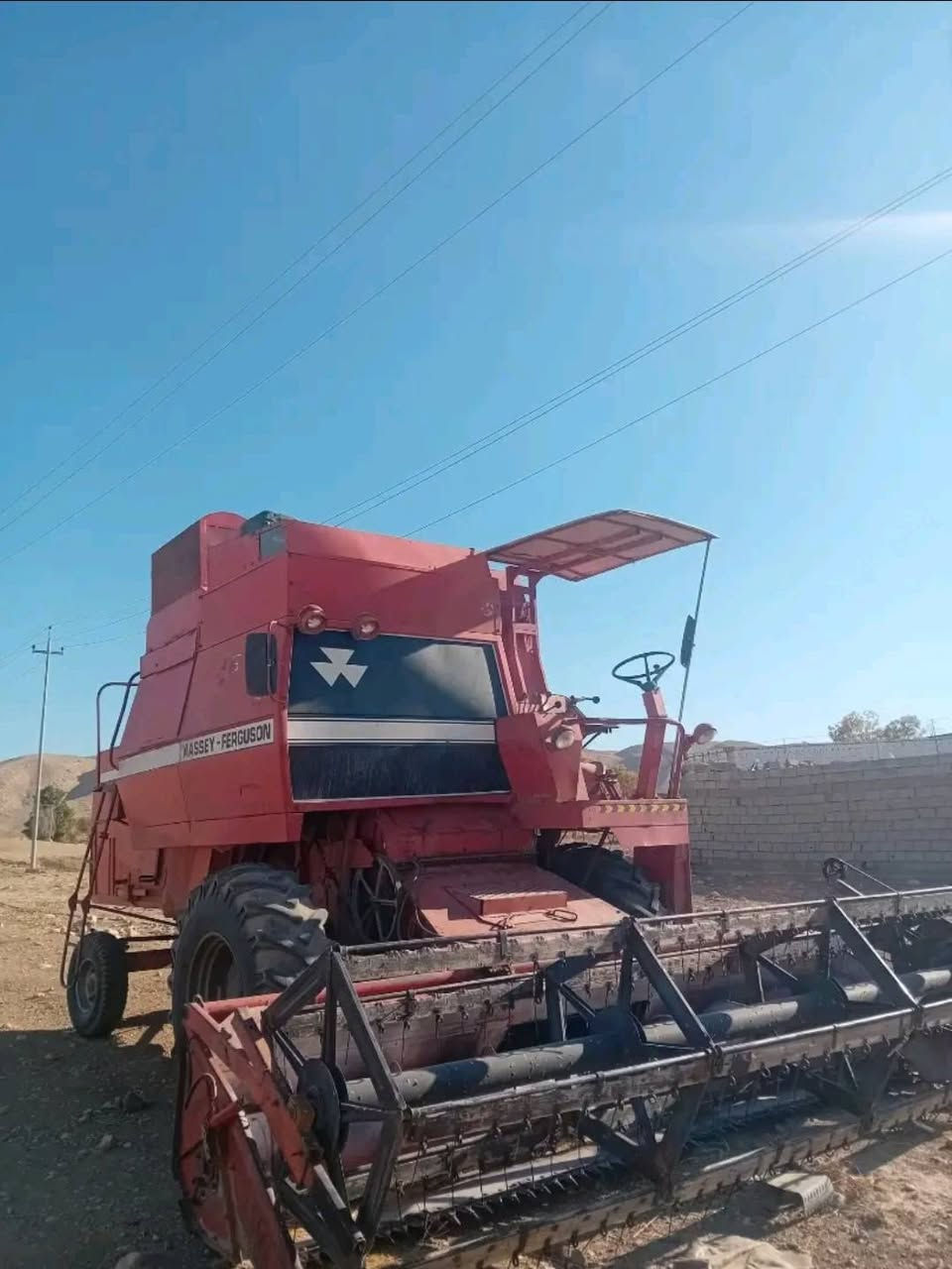 سلام عليكم 
مكلف بالنشر
سعر ٦٠ ورقه بيها مجال

***********
