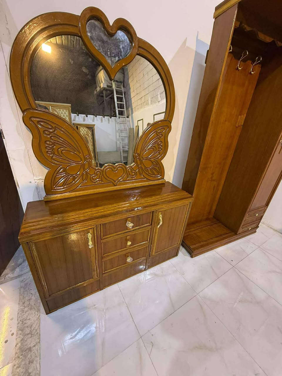 غرفه خمس بواب داخل خارج صاج شغل وصط
السعر ٨٠٠ ٧٥٠ قفل
شد نقل داخل بغداد مجاني
٧ قطع
شازلون هديه


**إذا كنت صاحب هذا الإعلان وتريد حذفه لأي سبب، رجاءا أرسل رسالة إلى الدعم الفني**