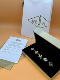 سوار فان كليف • مختم اصلي • مع ملحقات