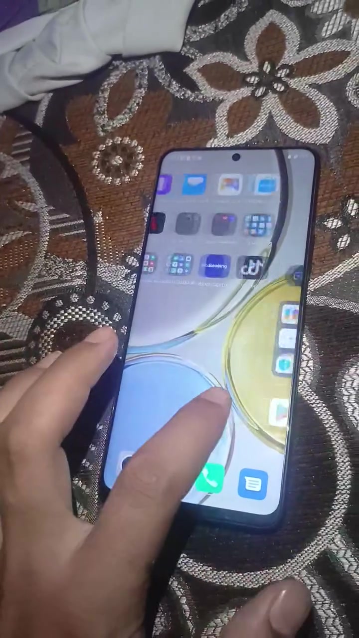 السلام عليكم 
هونر X9 ذاكره 256 مبدل شاشه   وشاشه بي فطر مامثر يشغل 60فريد السعر130وبي مجال 
مكان النجف


**إذا كنت صاحب هذا الإعلان وتريد حذفه لأي سبب، رجاءا أرسل رسالة إلى الدعم الفني**
