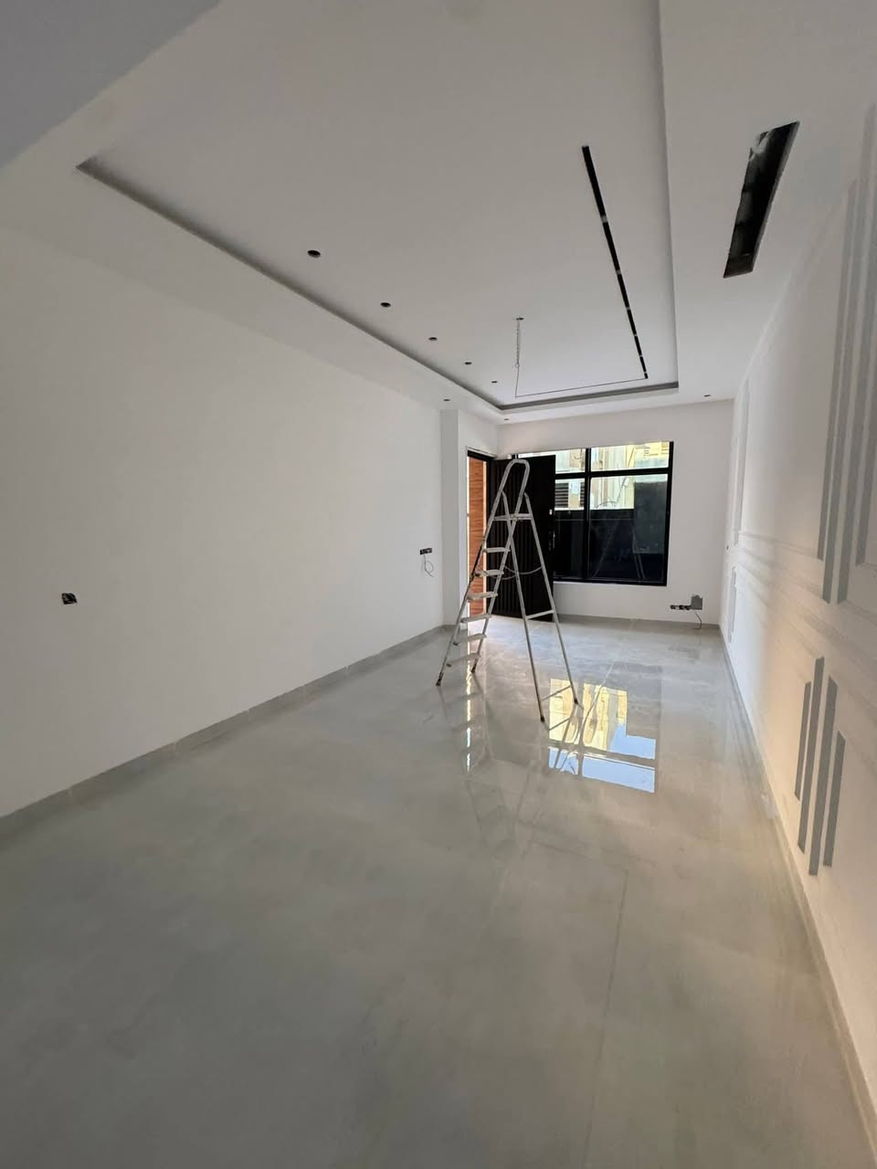 مكتب التصميم الملڪي 
دار للبيع في حي العربي موقع مميز  بظهر الشارع العام  

المساحة 125 متر واجهة 7 متر استلام مفتاح بناء حديث فول  

 سند طابو سكني ملك صرف 

شارع تبليط 12 متر شروق تام  

طابقين ثلاثة غرف نوم وهول واستقبال ومطبخ وصحيات 

للإستفسار اكثر الإتصال على الأرقام التالية 

***********

***********

***********

***********
