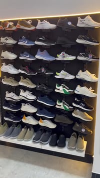 شلعة أحذية بي تركي وبي صيني وبي فيتنامي السعر كلش مناسب العداد 85قطعة ...